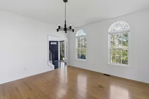 24 Scott Dr, Merrimack, NH 03054 - Photo 9
