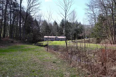1013 Jericho Road, Hartford, VT 05001 - Photo 5