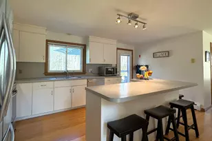 66 Andreski Dr, Fremont, NH 03848 - Photo 7