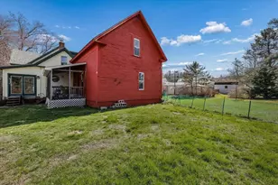 18 School St, Belmont, NH 03220 - Photo 9