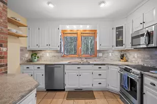 17 Madison Ave, Kingston, NH 03848 - Photo 17