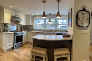 21 Leavitt Rd, Hampton, NH 03842 - Photo 5