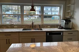 21 Leavitt Rd, Hampton, NH 03842 - Photo 3