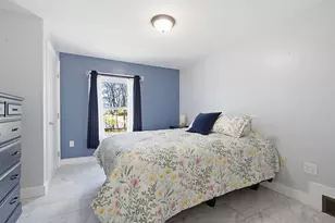 42 Kenney St, Manchester, NH 03103 - Photo 13