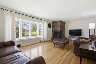 42 Kenney St, Manchester, NH 03103 - Photo 5