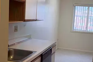 113 Cluff Crossing Rd, Salem, NH 03073 - Photo 5