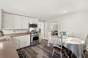 6 Newbury Dr, Amherst, NH 03031 - Photo 7