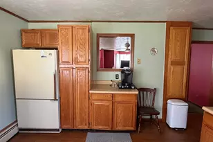 30 Mooney St, Farmington, NH 03851 - Photo 5