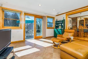536 Middle Rd, Portsmouth, NH 03801 - Photo 13
