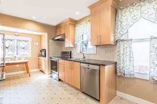 536 Middle Rd, Portsmouth, NH 03801 - Photo 7
