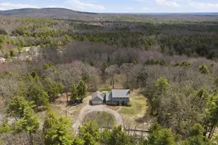89 Old Center Rd, Deerfield, NH 03037 - Photo 7