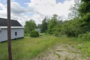 72 Chestnut St, Franklin, NH 03235 - Photo 3