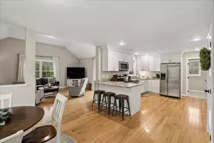 63 Chester Turnpike, Hooksett, NH 03106 - Photo 5