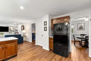 6 Taylor Ct, Peterborough, NH 03458 - Photo 9