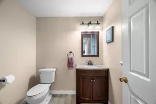 17 Cambridge Dr, Merrimack, NH 03054 - Photo 17