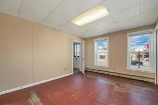 230 Court St, Laconia, NH 03246 - Photo 25