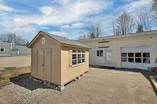 230 Court St, Laconia, NH 03246 - Photo 43