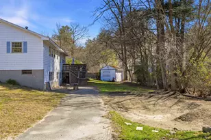 18 Cottonwood Dr, Hudson, NH 03051 - Photo 31