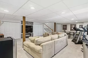 8 Flag Ct, Auburn, NH 03032 - Photo 29