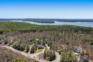 8 Flag Ct, Auburn, NH 03032 - Photo 39