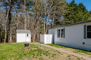 53 Monadnock Dr, Rochester, NH 03867 - Photo 3