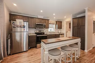 11 Hagop Rd, Salem, NH 03079 - Photo 5