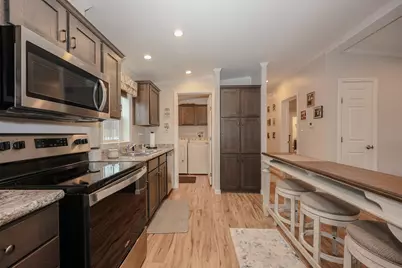 11 Hagop Road, Salem, NH 03079 - Photo 7