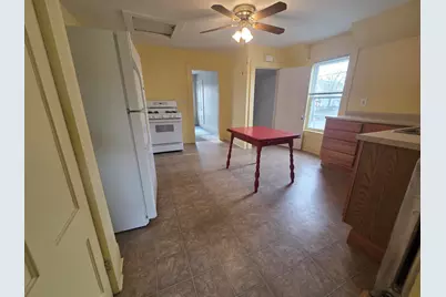 427 Wilson Street, Manchester, NH 03103 - Photo 13