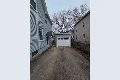 427 Wilson Street, Manchester, NH 03103 - Photo 3