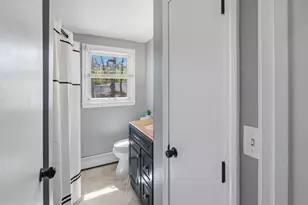 81 Theophile St, Manchester, NH 03102 - Photo 9