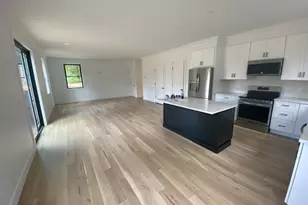 6 Mulberry St, Concord, NH 03301 - Photo 3
