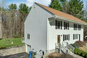 284a High Range Rd, Londonderry, NH 03053 - Photo 3
