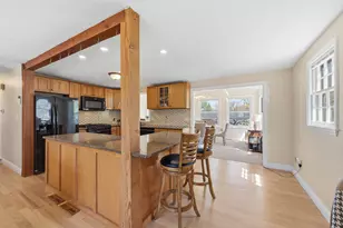 4 Percheron Cir, Nashua, NH 03062 - Photo 5