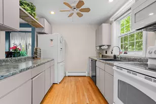 1465 Hooksett Rd, Hooksett, NH 03106 - Photo 5