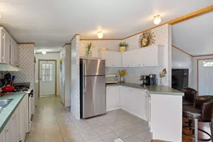 29 Edge O Lk Dr, Tuftonboro, NH 03853 - Photo 11