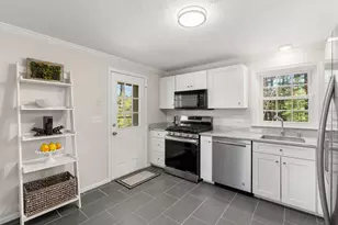 71 Talent Rd, Litchfield, NH 03052 - Photo 5