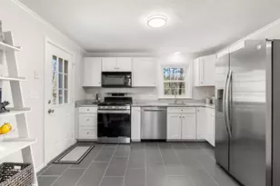 71 Talent Rd, Litchfield, NH 03052 - Photo 3