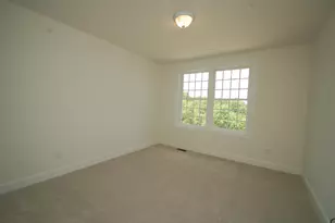 70 Lantern Dr, Sandown, NH 03873 - Photo 15