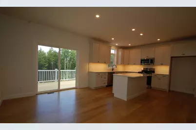 70 Lantern Drive, Sandown, NH 03873 - Photo 3
