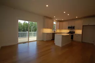 70 Lantern Dr, Sandown, NH 03873 - Photo 3