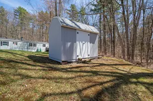 41 Monroe Ave, Allenstown, NH 03275 - Photo 21