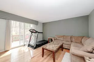 38 Winterwood Dr, Londonderry, NH 03053 - Photo 13