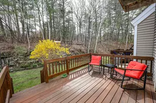 38 Winterwood Dr, Londonderry, NH 03053 - Photo 7