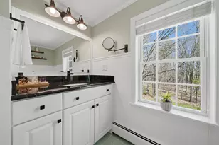 7 Vernon St, Hudson, NH 03051 - Photo 25