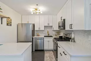 31 Tideview Dr, Dover, NH 03820 - Photo 9