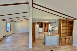 862 Mayhew Turnpike, Bridgewater, NH 03222 - Photo 3