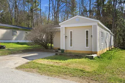 174 South Stark Highway #7, Weare, NH 03281 - Photo 3
