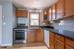 6 Pleasant St, Hooksett, NH 03106 - Photo 5