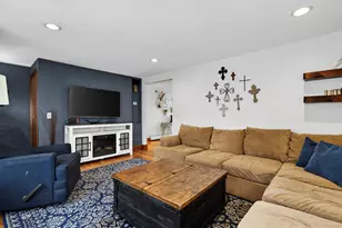 686 Old Candia Rd, Candia, NH 03034 - Photo 3