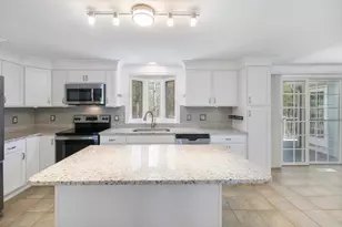 62 Magnolia Dr, Pelham, NH 03076 - Photo 13